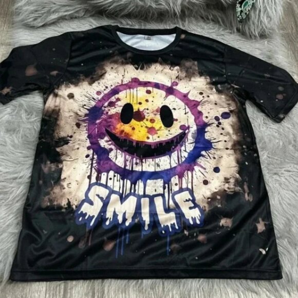 Men’s Distorted Smiley Face Graphic Tee - Picture 3 of 4
